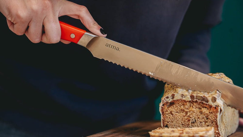 Les 5 types de découpes que vous pouvez réaliser avec un couteau à pain ? - Atma Kitchenware