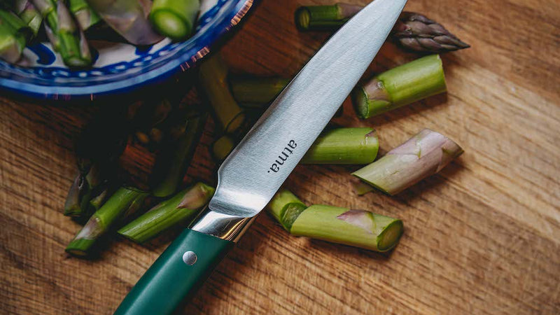 Un bon couteau d'office : pourquoi est-ce si important ? - Atma Kitchenware