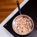 La sauteuse idéale en inox, manche noir - 26 cm - Atma Kitchenware