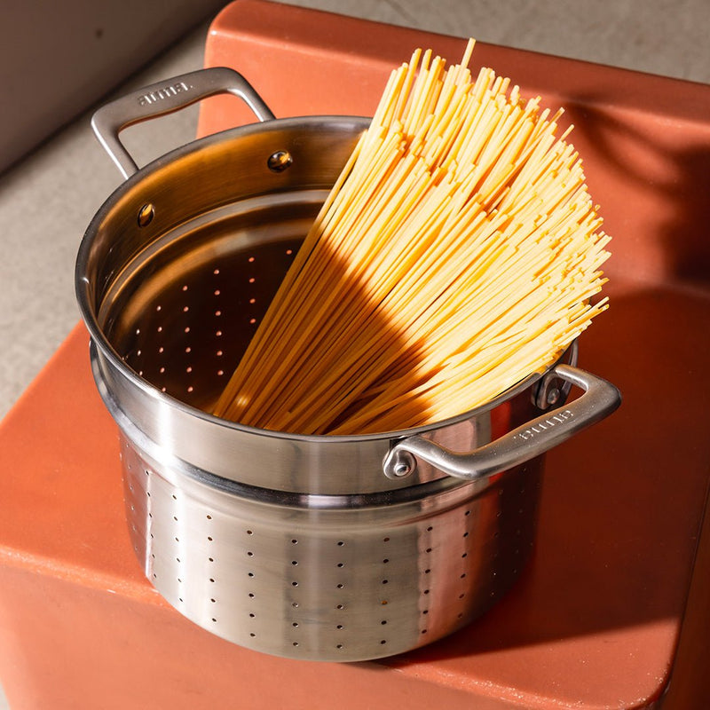 Le Pasta Pot en inox - Atma Kitchenware